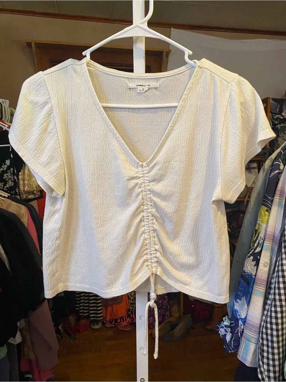 O'Neill Off-White Ruched V-Neck Short Sleeve Crop Top